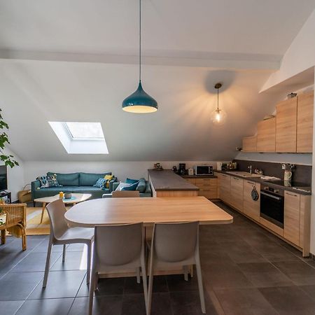 La Champanaise - 2 Bedroom Apartment 300M From Lake Annecy 뒤엥 외부 사진